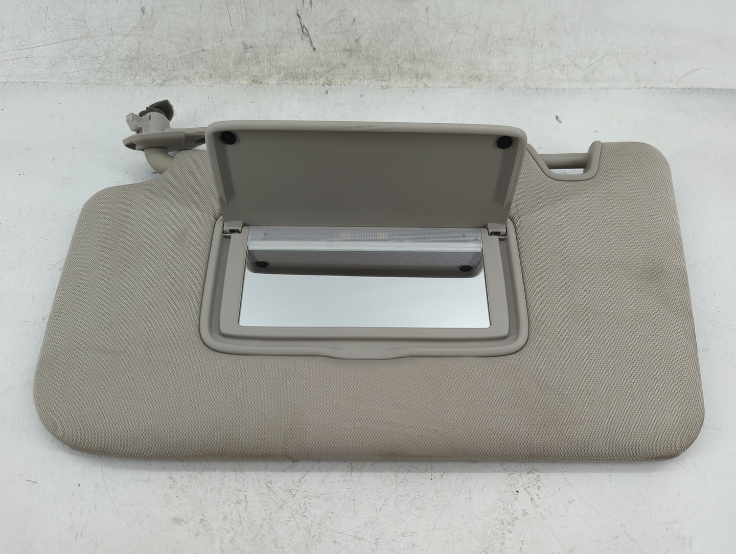 2014-2017 Nissan Rogue Sun Visor Shade Replacement Driver Left Mirror Fits Fits 2014 2015 2016 2017 OEM Used Auto Parts - Oe