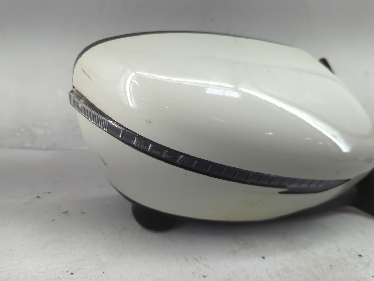 2014-2016 Nissan Rogue Passenger Side View Mirror - Right Door Mirror OEM Used - Oemusedautoparts1.com