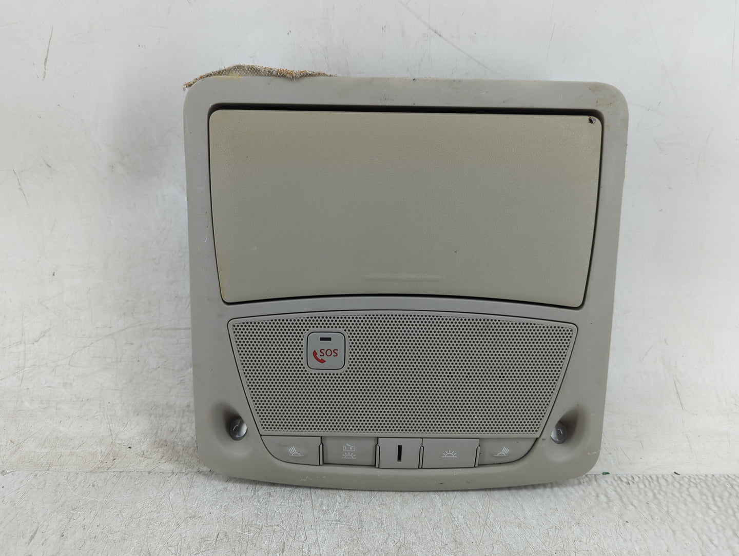 2016 Nissan Rogue Overhead Roof Console - Oemusedautoparts1.com