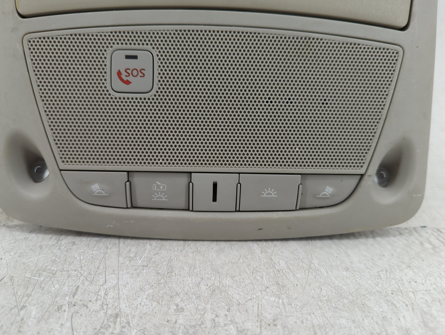 2016 Nissan Rogue Overhead Roof Console - Oemusedautoparts1.com