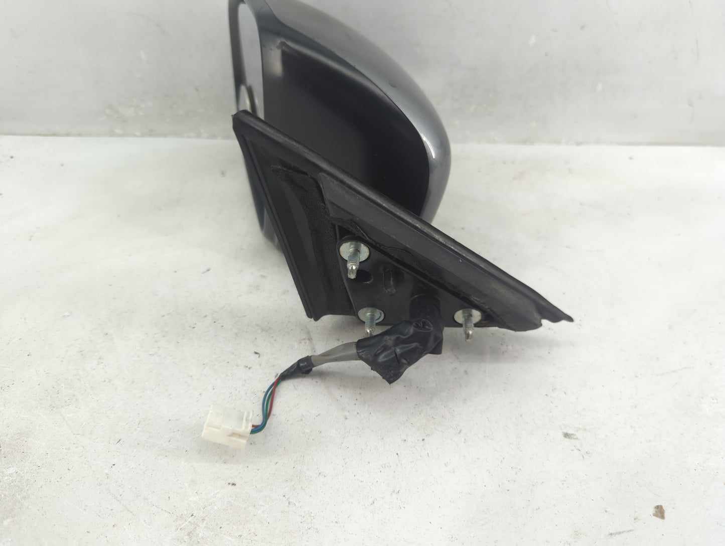 2016-2017 Nissan Rogue Driver Side View Mirror - Left Door Mirror OEM Used - Oemusedautoparts1.com