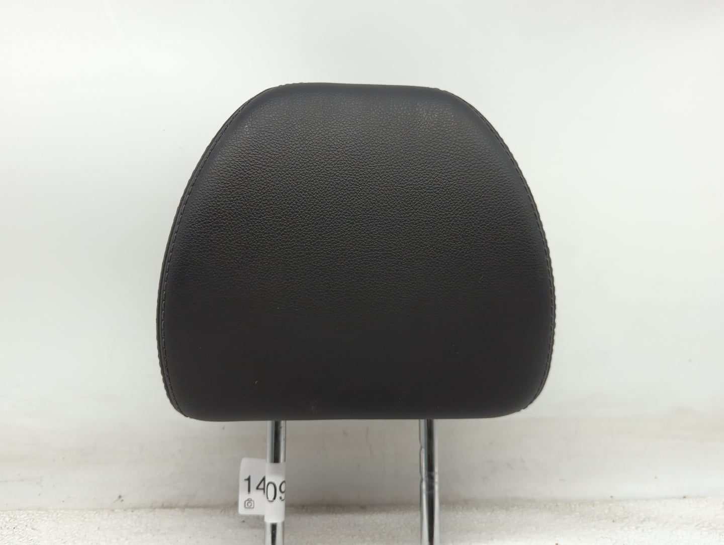 2016 Nissan Rogue Headrest Head Rest Rear Seat Fits OEM Used Auto Parts - Oemusedautoparts1.com