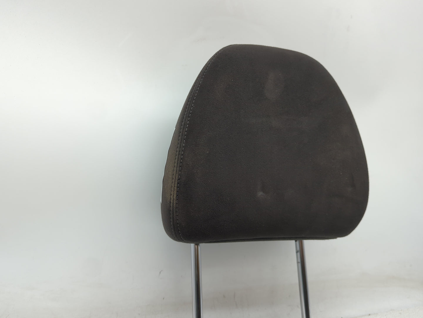 2016 Nissan Rogue Headrest Head Rest Front Driver Passenger Seat Fits OEM Used Auto Parts - Oemusedautoparts1.com