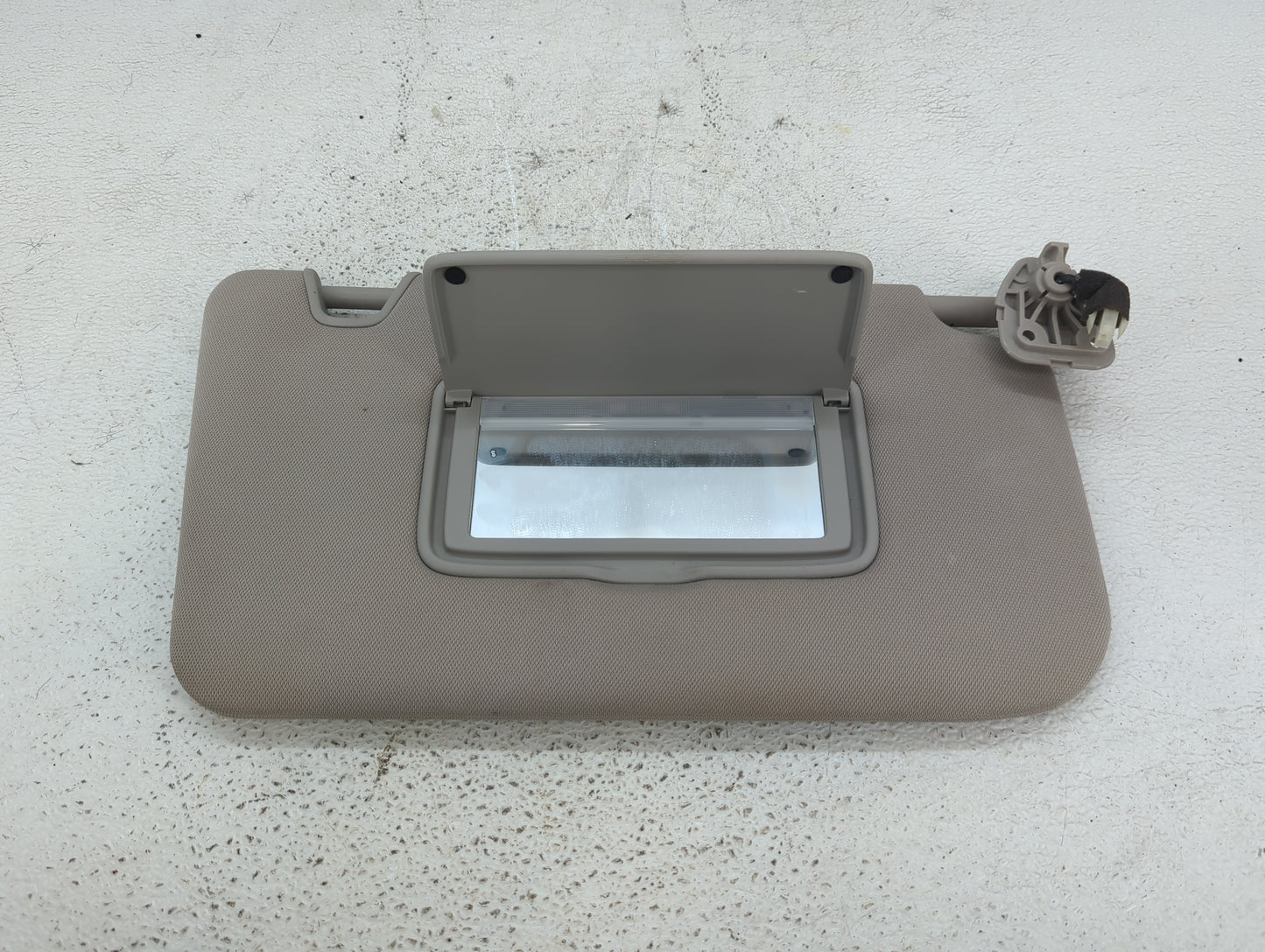 2014-2017 Nissan Rogue Sun Visor Shade Replacement Passenger Right Mirror Fits Fits 2014 2015 2016 2017 OEM Used Auto Parts 
