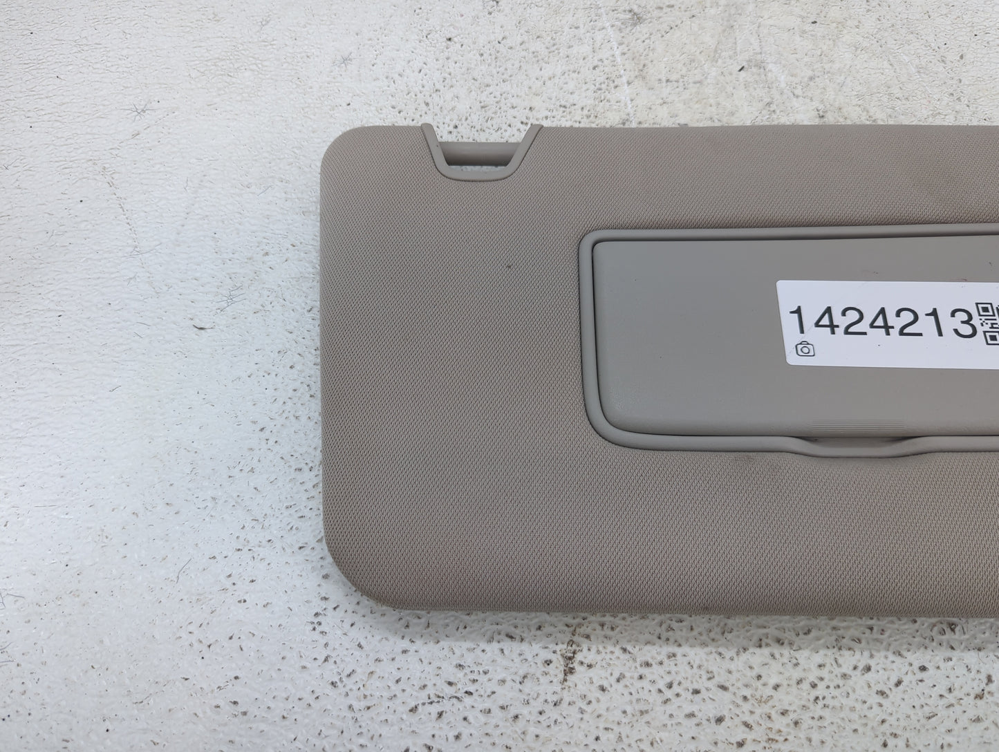 2014-2017 Nissan Rogue Sun Visor Shade Replacement Passenger Right Mirror Fits Fits 2014 2015 2016 2017 OEM Used Auto Parts 