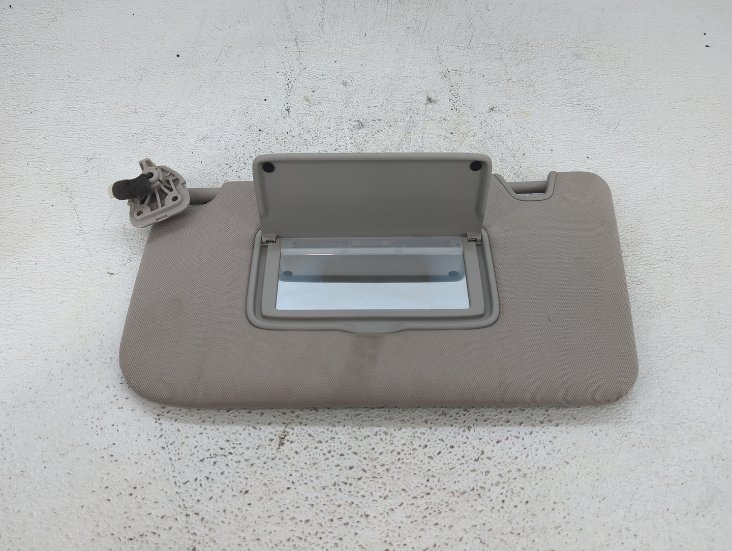 2014-2017 Nissan Rogue Sun Visor Shade Replacement Driver Left Mirror Fits Fits 2014 2015 2016 2017 OEM Used Auto Parts - Oe