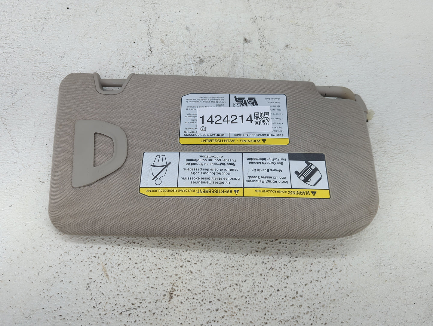 2014-2017 Nissan Rogue Sun Visor Shade Replacement Driver Left Mirror Fits Fits 2014 2015 2016 2017 OEM Used Auto Parts - Oe