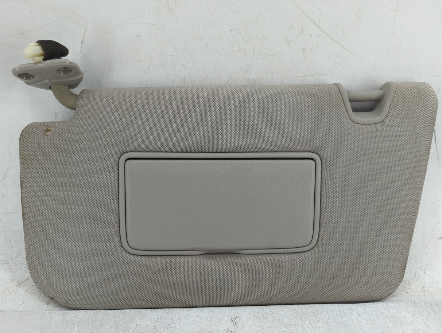 2014-2017 Nissan Rogue Sun Visor Shade Replacement Passenger Right Mirror Fits Fits 2014 2015 2016 2017 OEM Used Auto Parts 