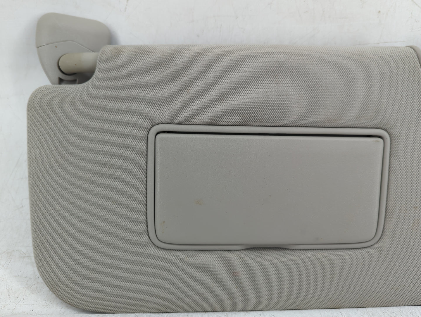2014-2017 Nissan Rogue Sun Visor Shade Replacement Driver Left Mirror Fits Fits 2014 2015 2016 2017 OEM Used Auto Parts - Oe