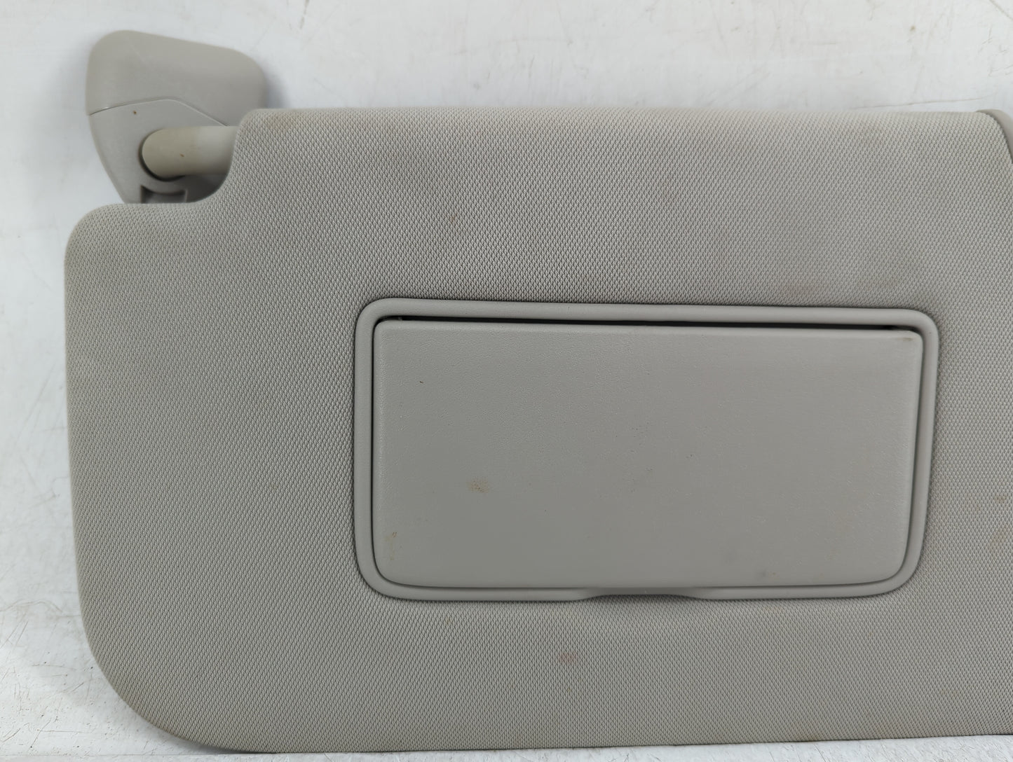 2014-2017 Nissan Rogue Sun Visor Shade Replacement Driver Left Mirror Fits Fits 2014 2015 2016 2017 OEM Used Auto Parts - Oe