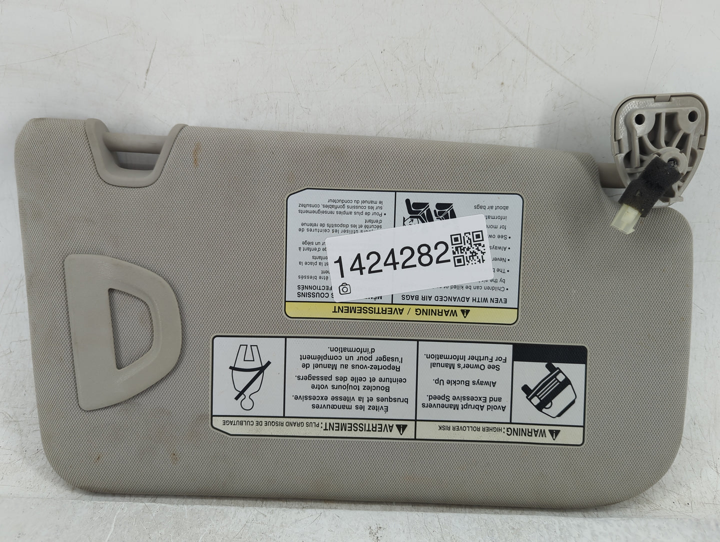 2014-2017 Nissan Rogue Sun Visor Shade Replacement Driver Left Mirror Fits Fits 2014 2015 2016 2017 OEM Used Auto Parts - Oe