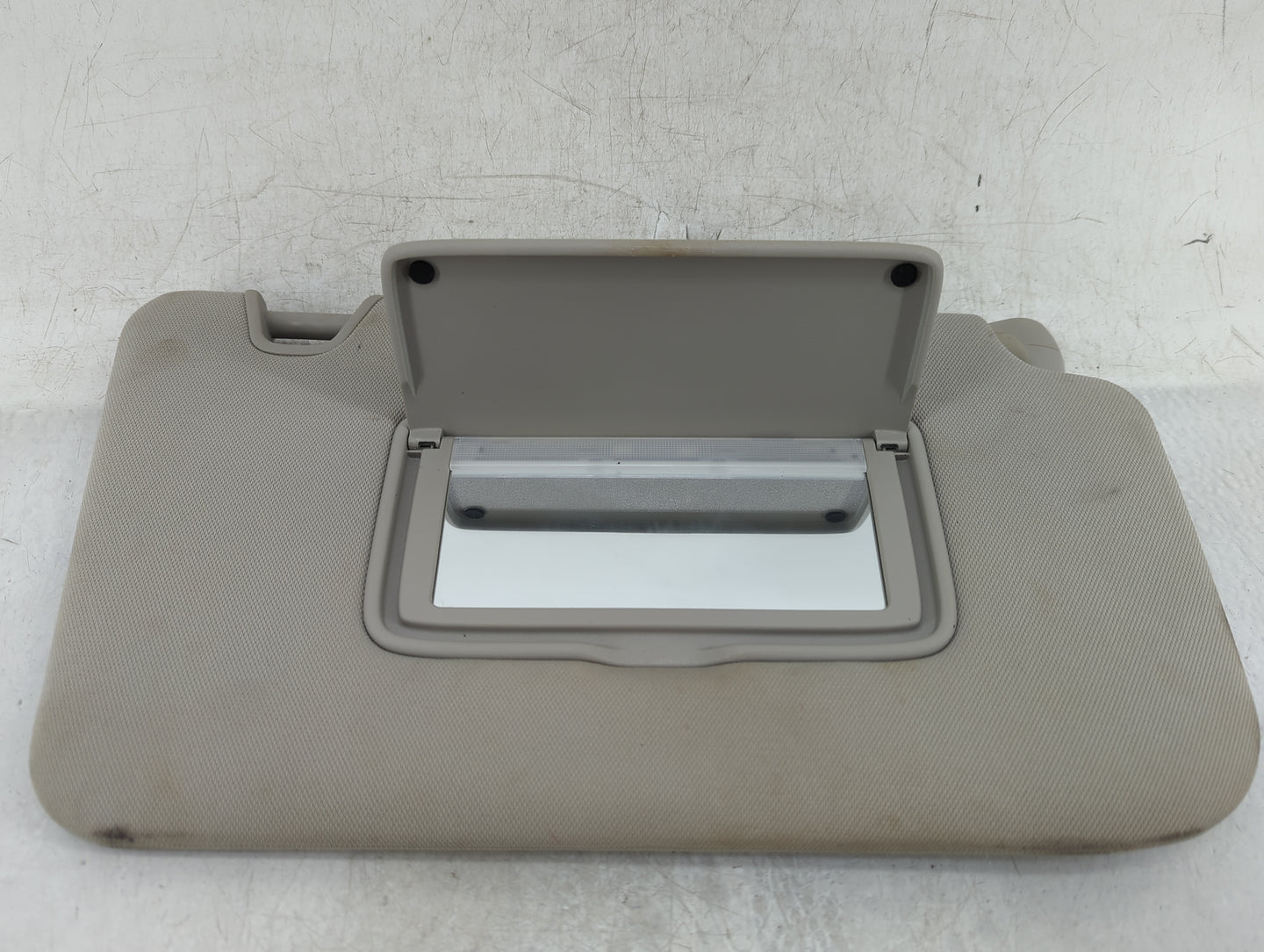 2014-2017 Nissan Rogue Sun Visor Shade Replacement Passenger Right Mirror Fits Fits 2014 2015 2016 2017 OEM Used Auto Parts 