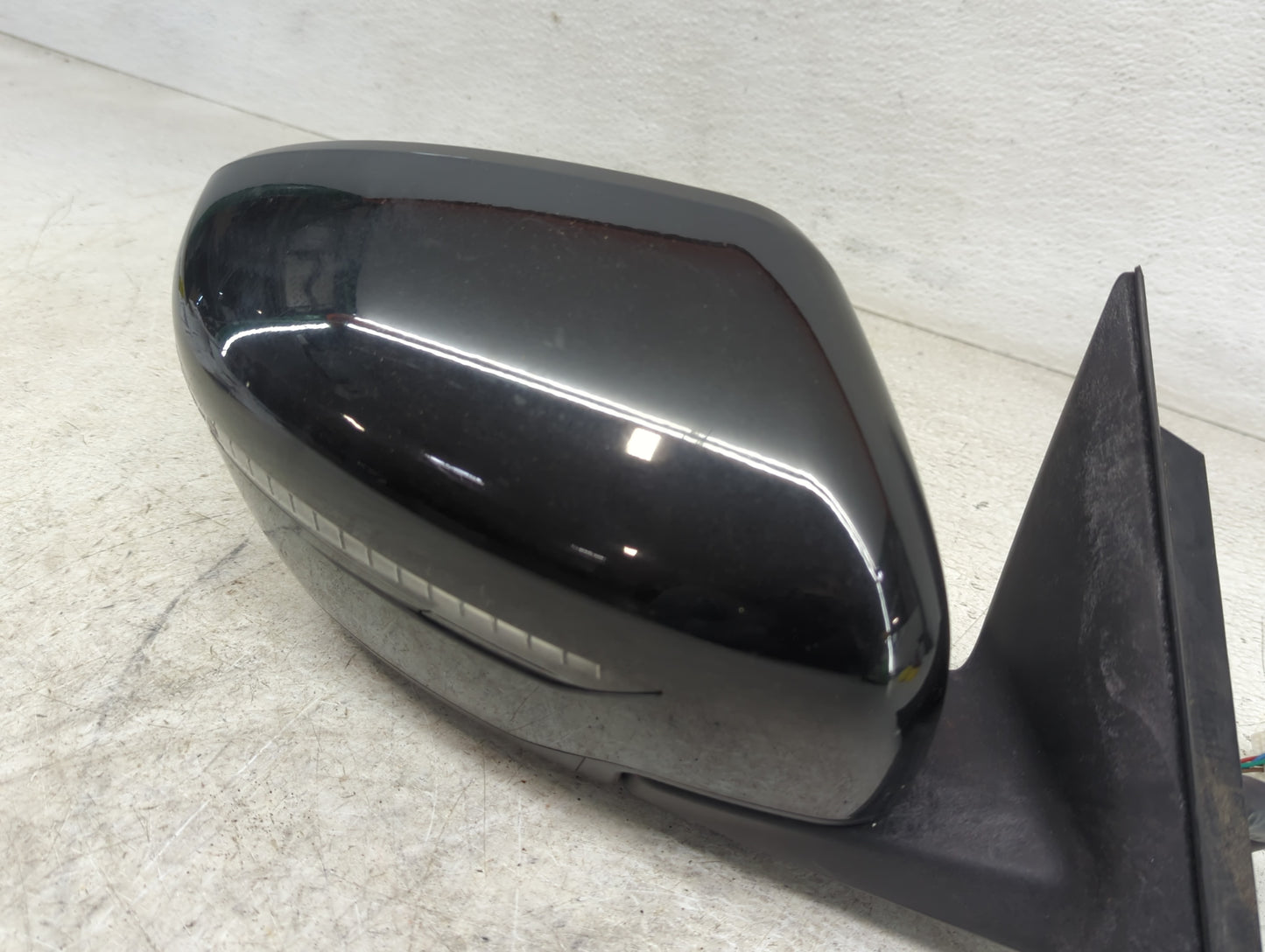 2016 Nissan Rogue Passenger Side View Mirror - Right Door Mirror OEM Used - Oemusedautoparts1.com
