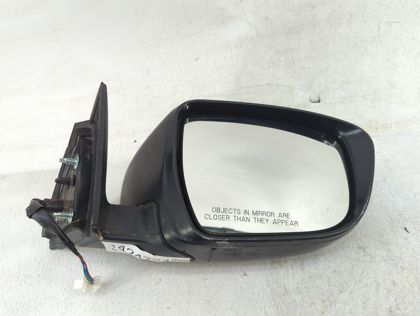 2016-2020 Nissan Rogue Passenger Side View Mirror - Right Door Mirror OEM Used - Oemusedautoparts1.com