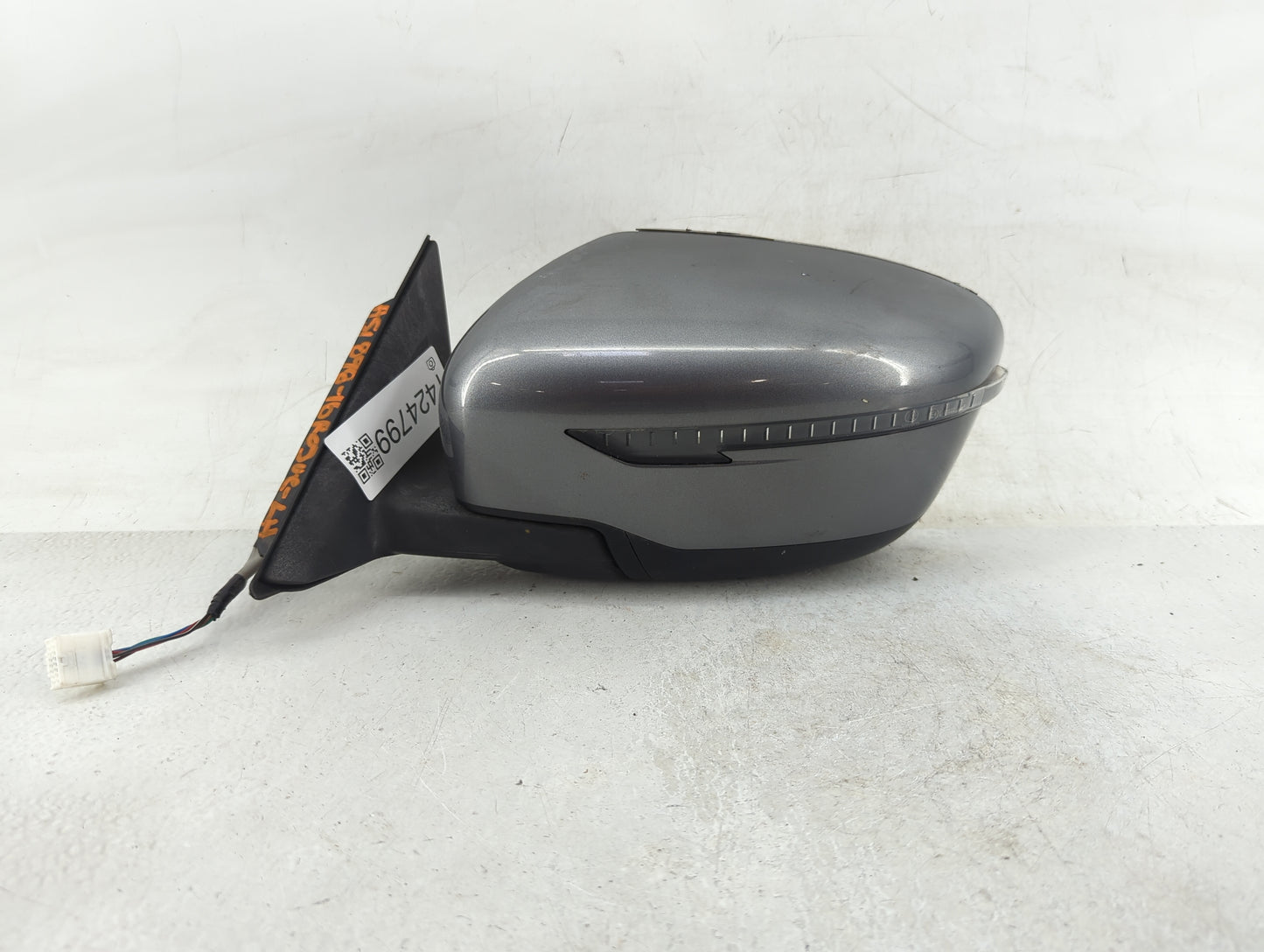2016 Nissan Rogue Driver Side View Mirror - Left Door Mirror OEM Used - Oemusedautoparts1.com