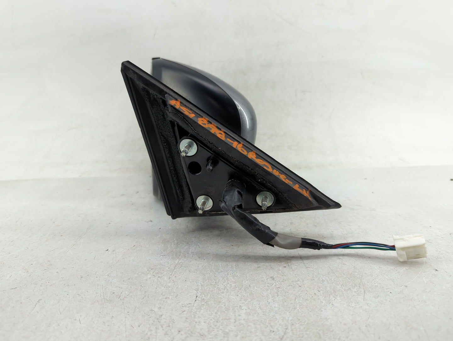 2016 Nissan Rogue Driver Side View Mirror - Left Door Mirror OEM Used - Oemusedautoparts1.com