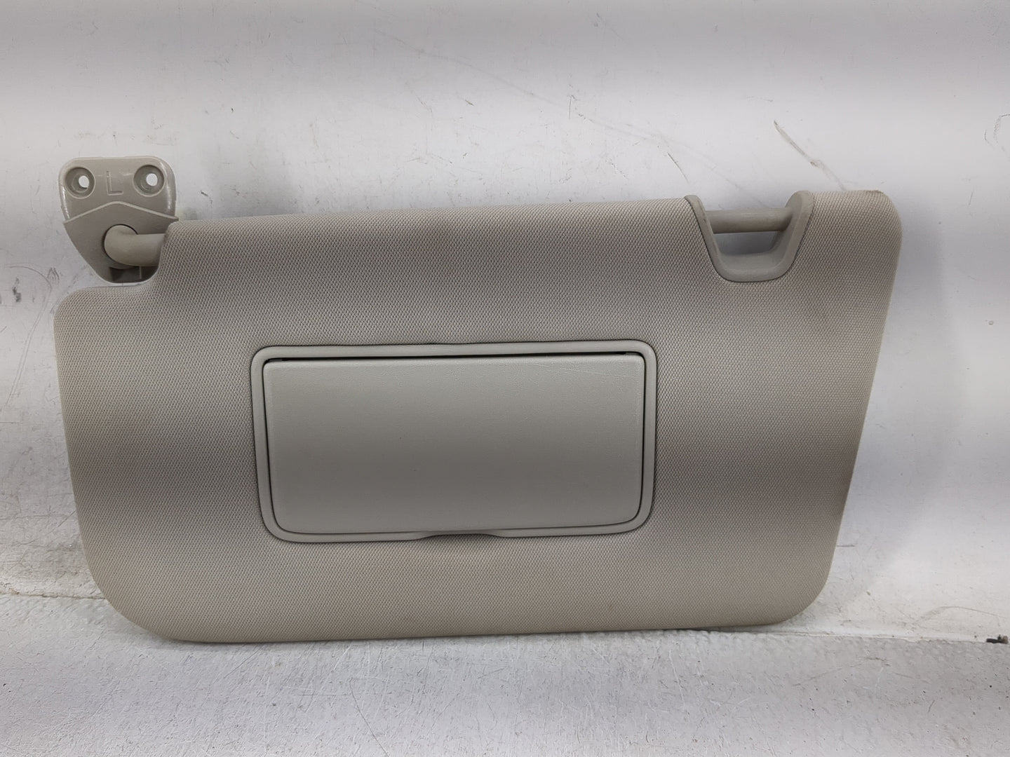 2014-2017 Nissan Rogue Sun Visor Shade Replacement Driver Left Mirror Fits Fits 2014 2015 2016 2017 OEM Used Auto Parts - Oe