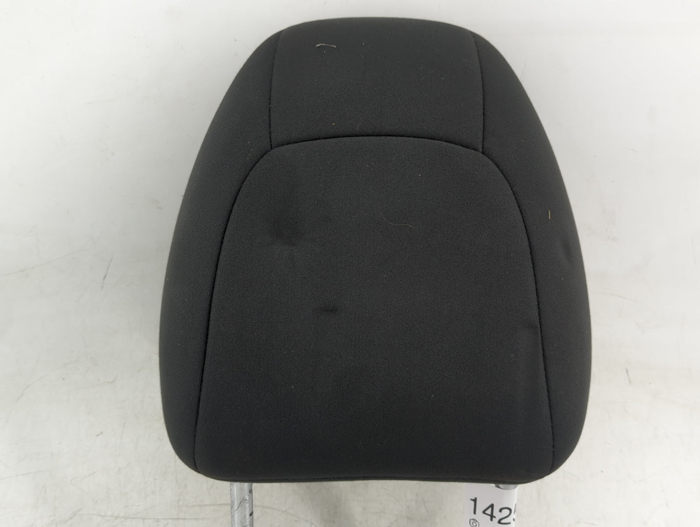 2016 Nissan Rogue Headrest Head Rest Front Driver Seat Black - Oemusedautoparts1.com