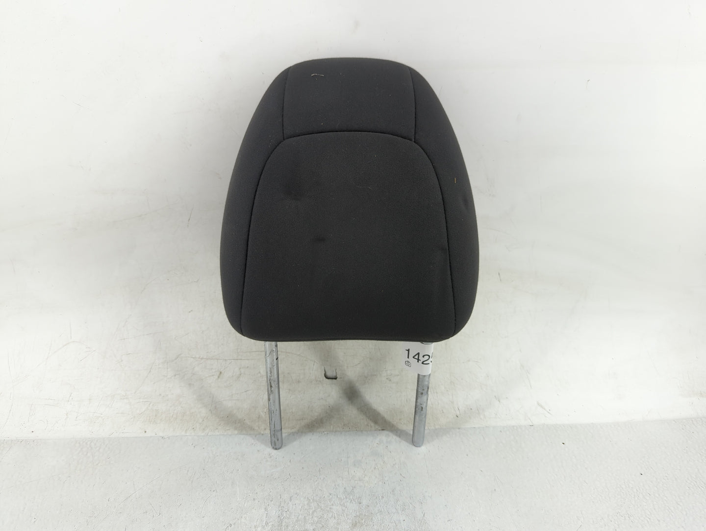 2016 Nissan Rogue Headrest Head Rest Front Driver Seat Black - Oemusedautoparts1.com