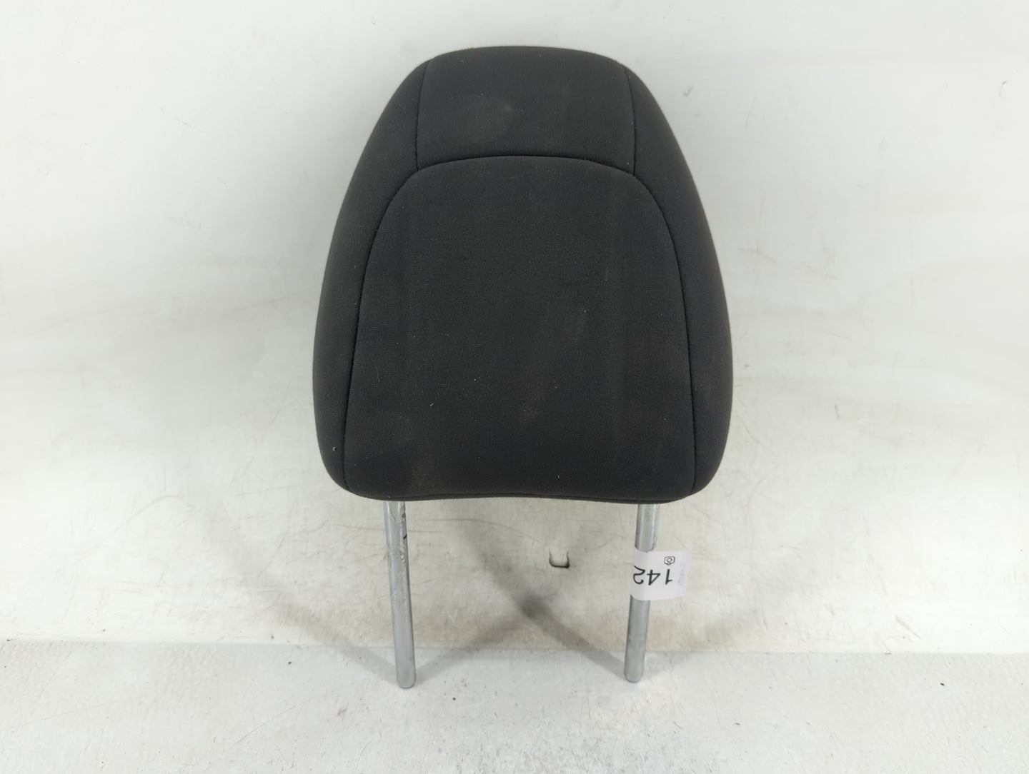 2016 Nissan Rogue Headrest Head Rest Front Driver Passenger Seat Fits OEM Used Auto Parts - Oemusedautoparts1.com