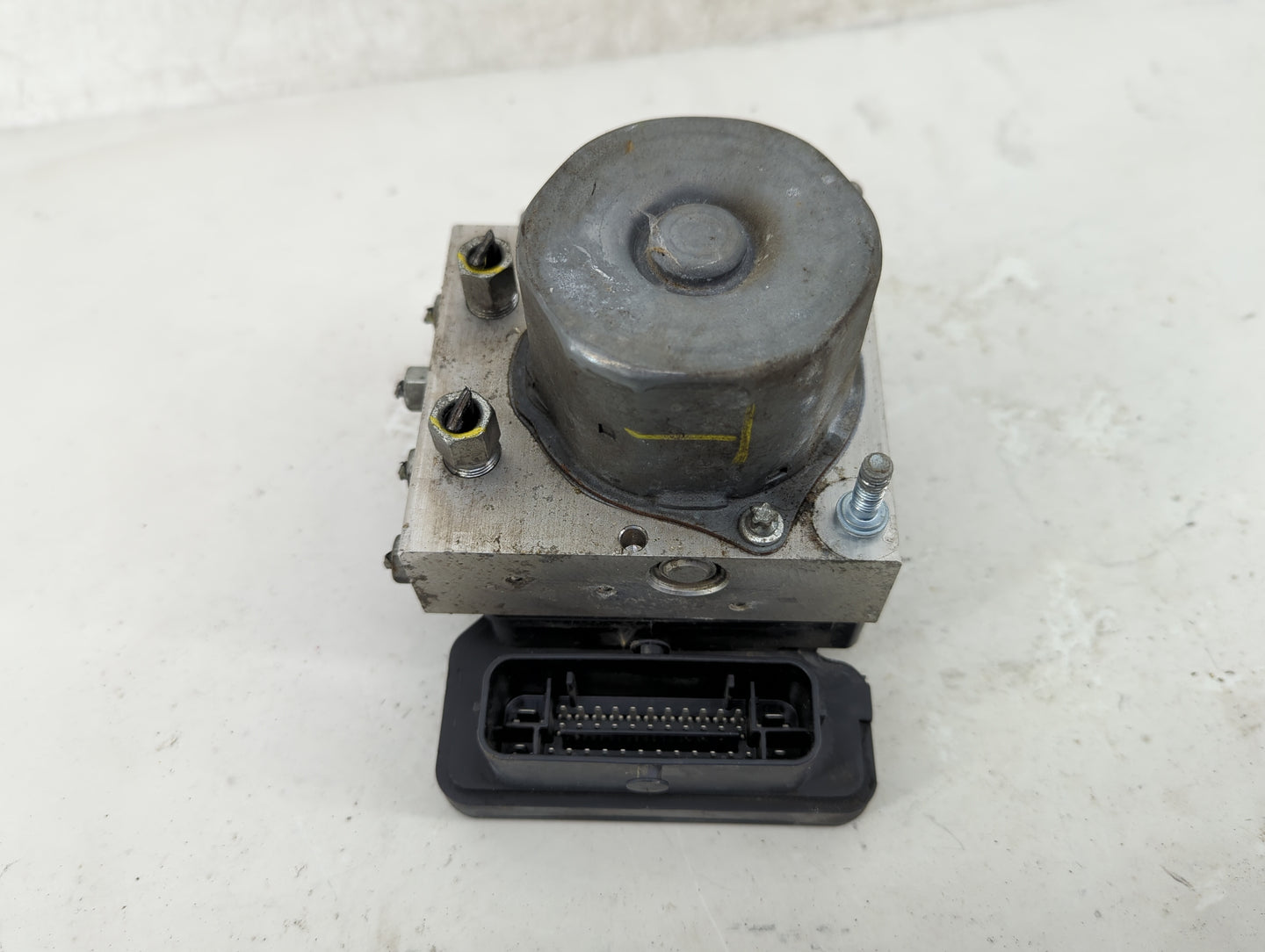2016 Nissan Rogue ABS Pump Control Module Replacement P/N:01 02205 071 0768, 2265106527, 0265956165 Fits OEM Used Auto Parts