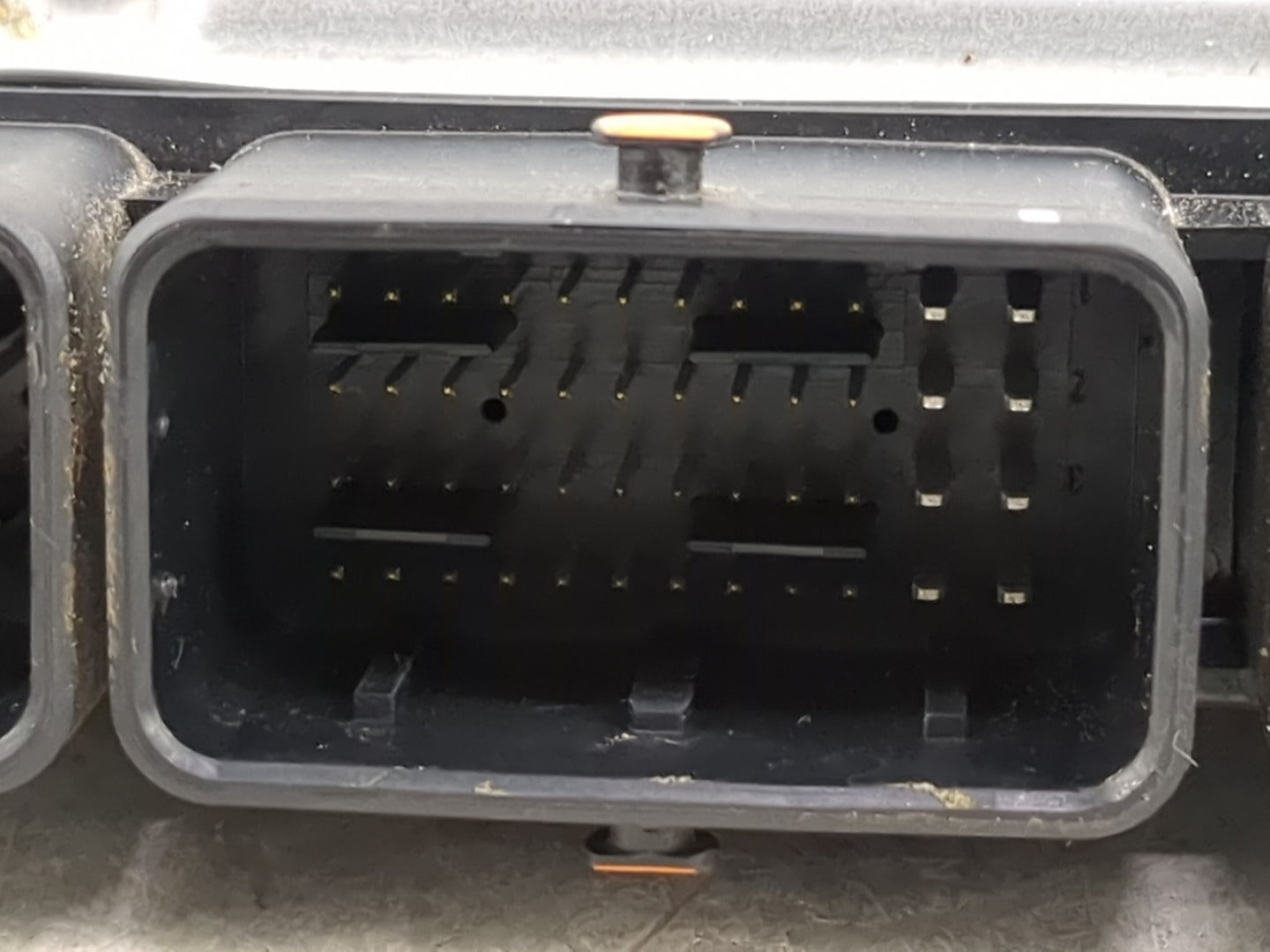 2015-2017 Nissan Rogue PCM Engine Control Computer ECU ECM PCU OEM P/N:NEC018-667 Fits Fits 2015 2016 2017 OEM Used Auto Par