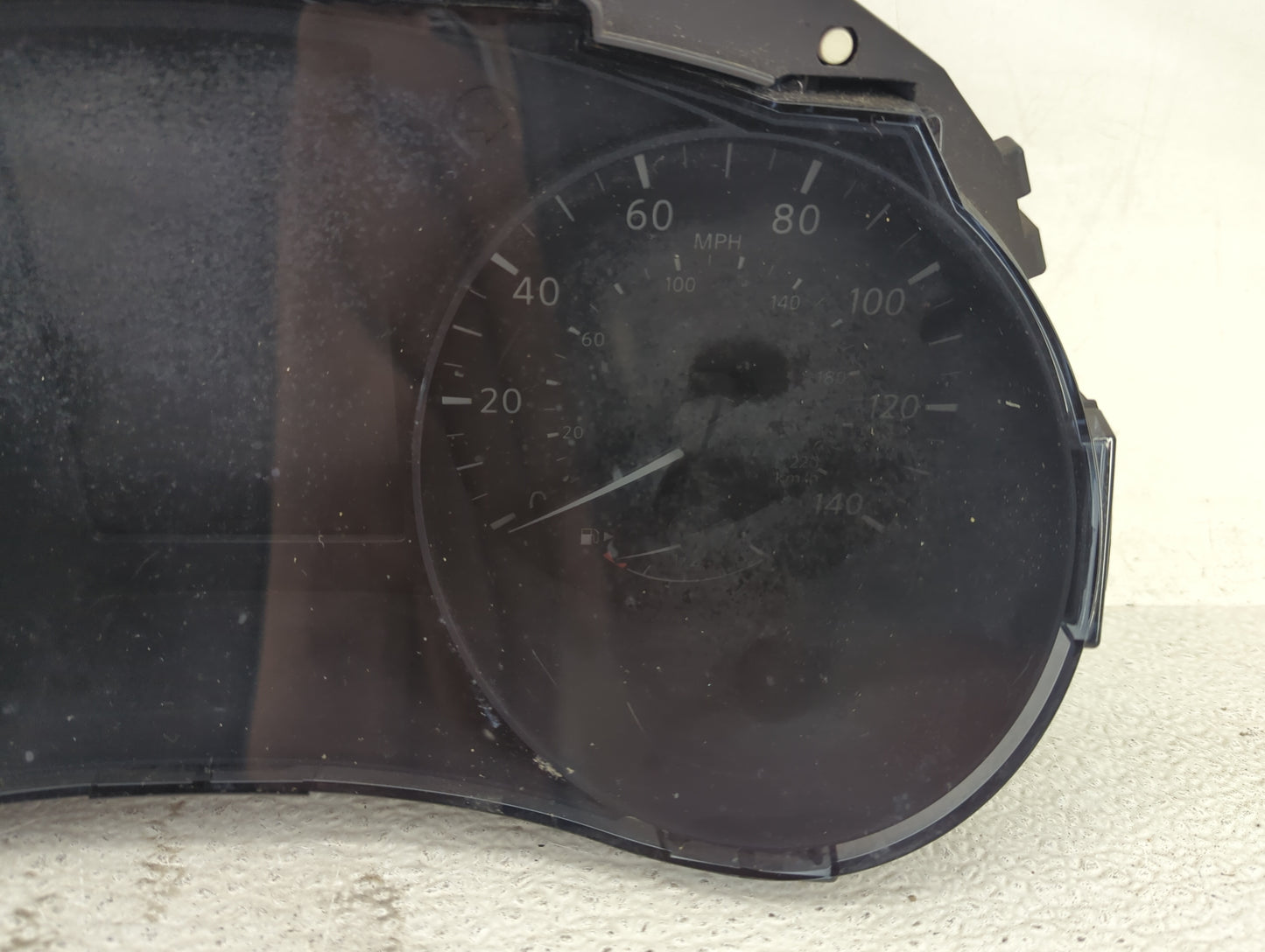 2016 Nissan Rogue Instrument Cluster Speedometer Gauges P/N:5HA8A/MRUZ Fits OEM Used Auto Parts - Oemusedautoparts1.com