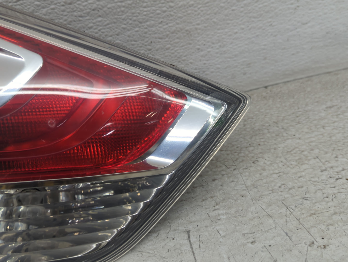 2014-2016 Nissan Rogue Tail Light Assembly Driver Left OEM Fits Fits 2014 2015 2016 OEM Used Auto Parts - Oemusedautoparts1.