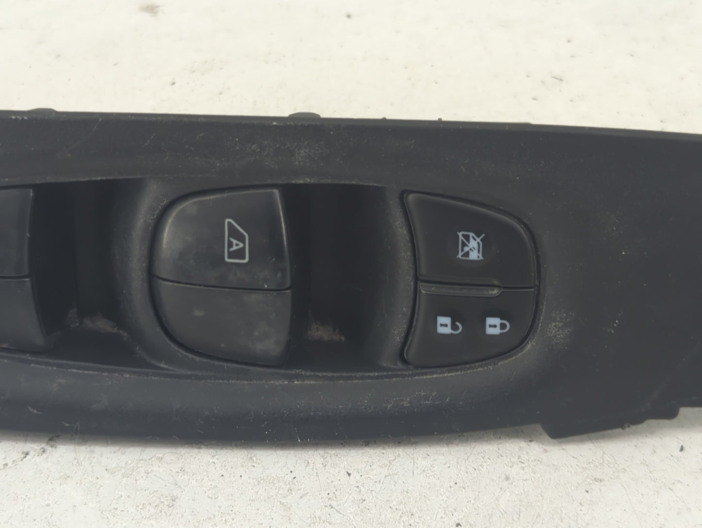 2014-2020 Nissan Rogue Driver Left Door Master Power Window Switch - Oemusedautoparts1.com