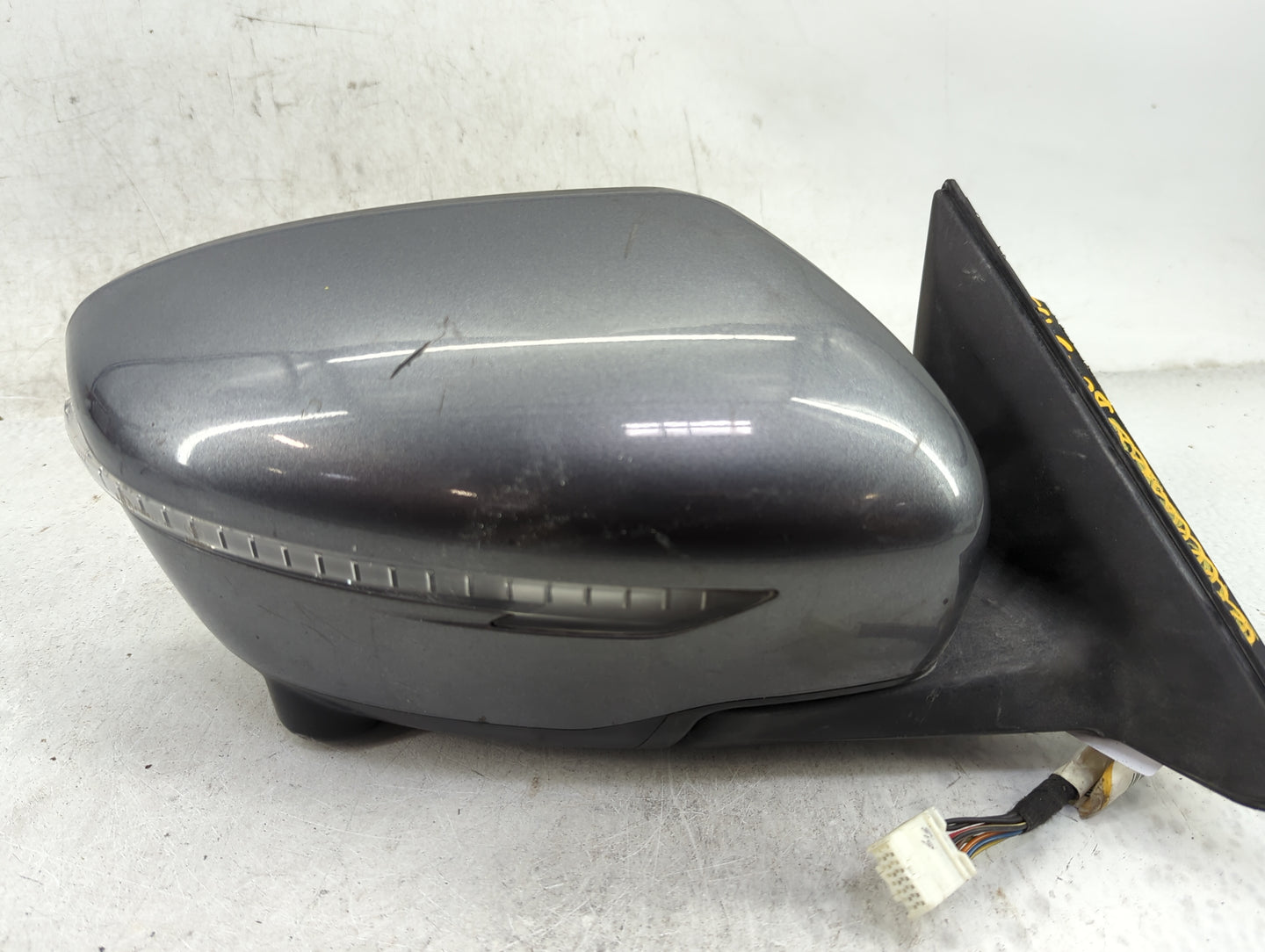 2014-2016 Nissan Rogue Passenger Side View Mirror - Right Door Mirror OEM Used - Oemusedautoparts1.com