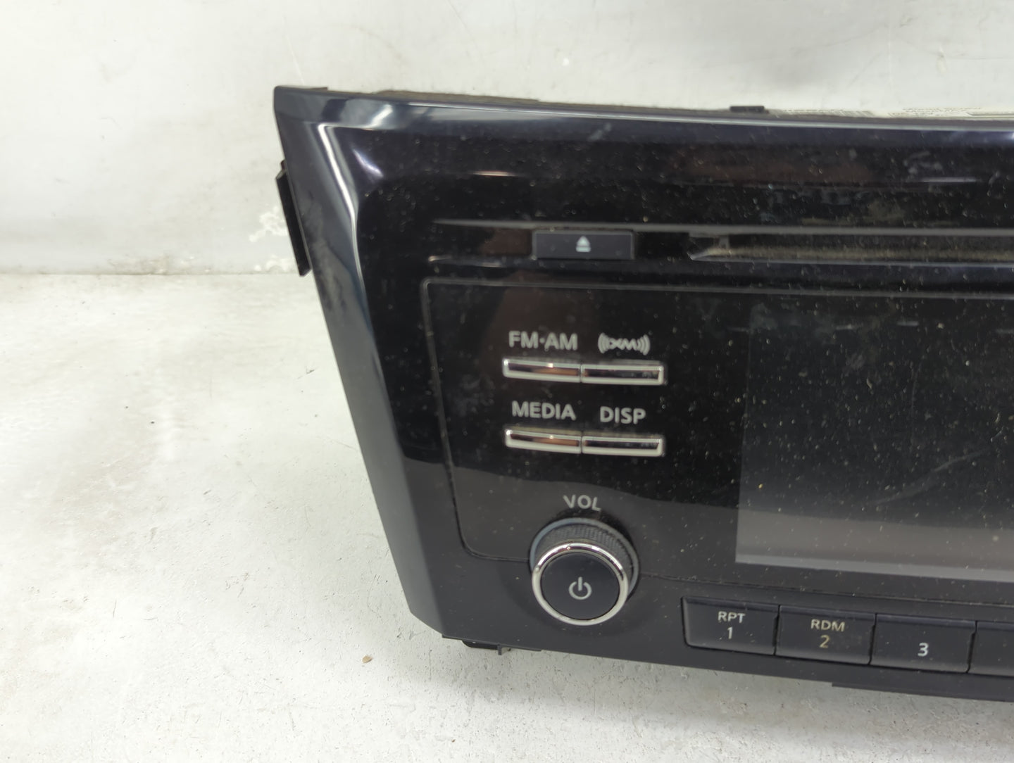 2015-2016 Nissan Rogue Radio AM FM Cd Player Receiver Replacement P/N:281859TB0A CQ-FN45E0GX Fits Fits 2015 2016 OEM Used Au
