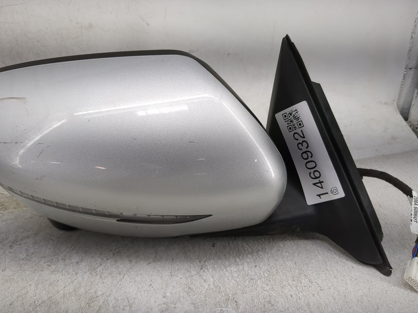 2014-2016 Nissan Rogue Passenger Side View Mirror - Right Door Mirror OEM Used - Oemusedautoparts1.com