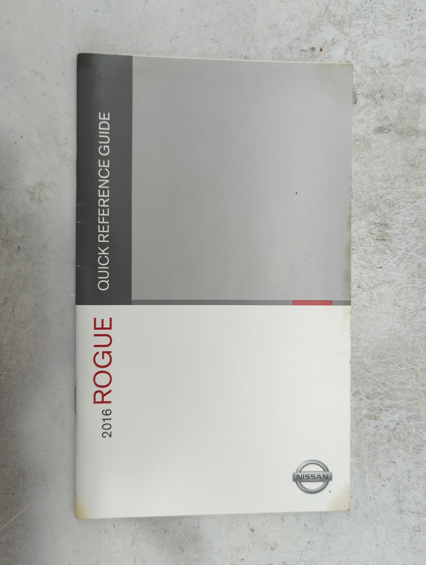 2016 Nissan Rogue Owners Manual Book Guide P/N:OM16EA0T32U1 T00UM-JM03D OEM Used Auto Parts - Oemusedautoparts1.com