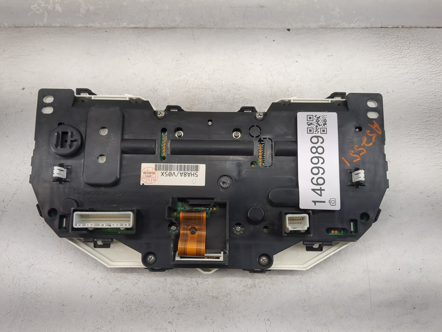2016 Nissan Rogue Instrument Cluster Speedometer Gauges P/N:5HA8A/V05X Miles: Fits OEM Used Auto Parts - Oemusedautoparts1.c