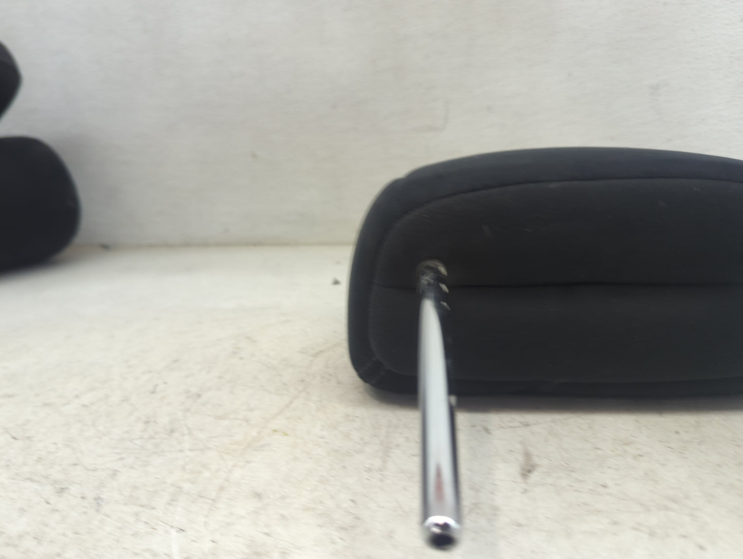 2016 Nissan Rogue Headrest Head Rest Front Driver Passenger Seat Fits OEM Used Auto Parts - Oemusedautoparts1.com