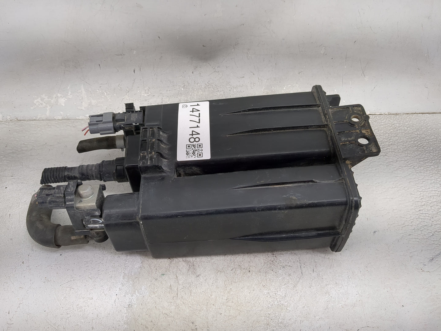 2016 Nissan Rogue Fuel Vapor Charcoal Canister - Oemusedautoparts1.com
