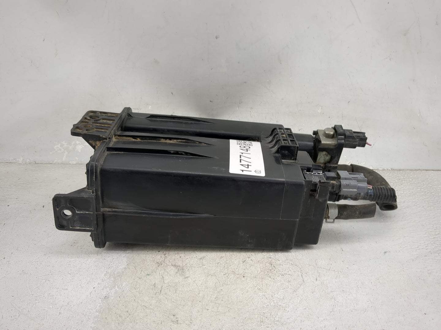 2016 Nissan Rogue Fuel Vapor Charcoal Canister - Oemusedautoparts1.com