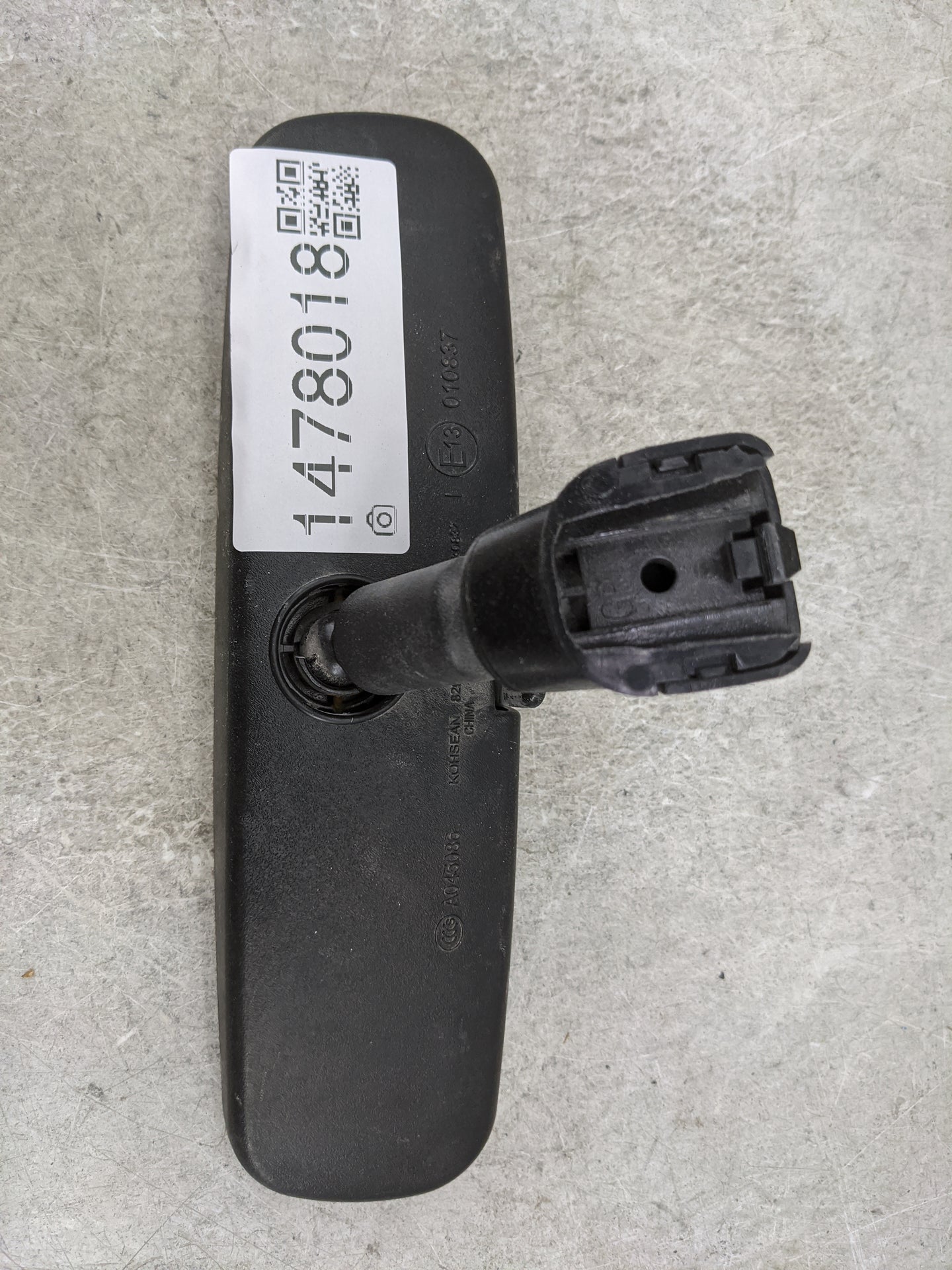 2016 Nissan Rogue Interior Rear View Mirror Replacement OEM P/N:A045086 Fits OEM Used Auto Parts - Oemusedautoparts1.com