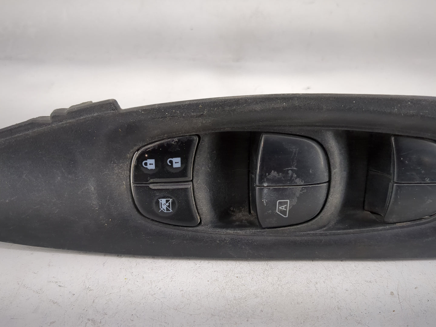 2014-2020 Nissan Rogue Master Power Window Switch Replacement Driver Side Left P/N:254014BA5A Fits OEM Used Auto Parts - Oem