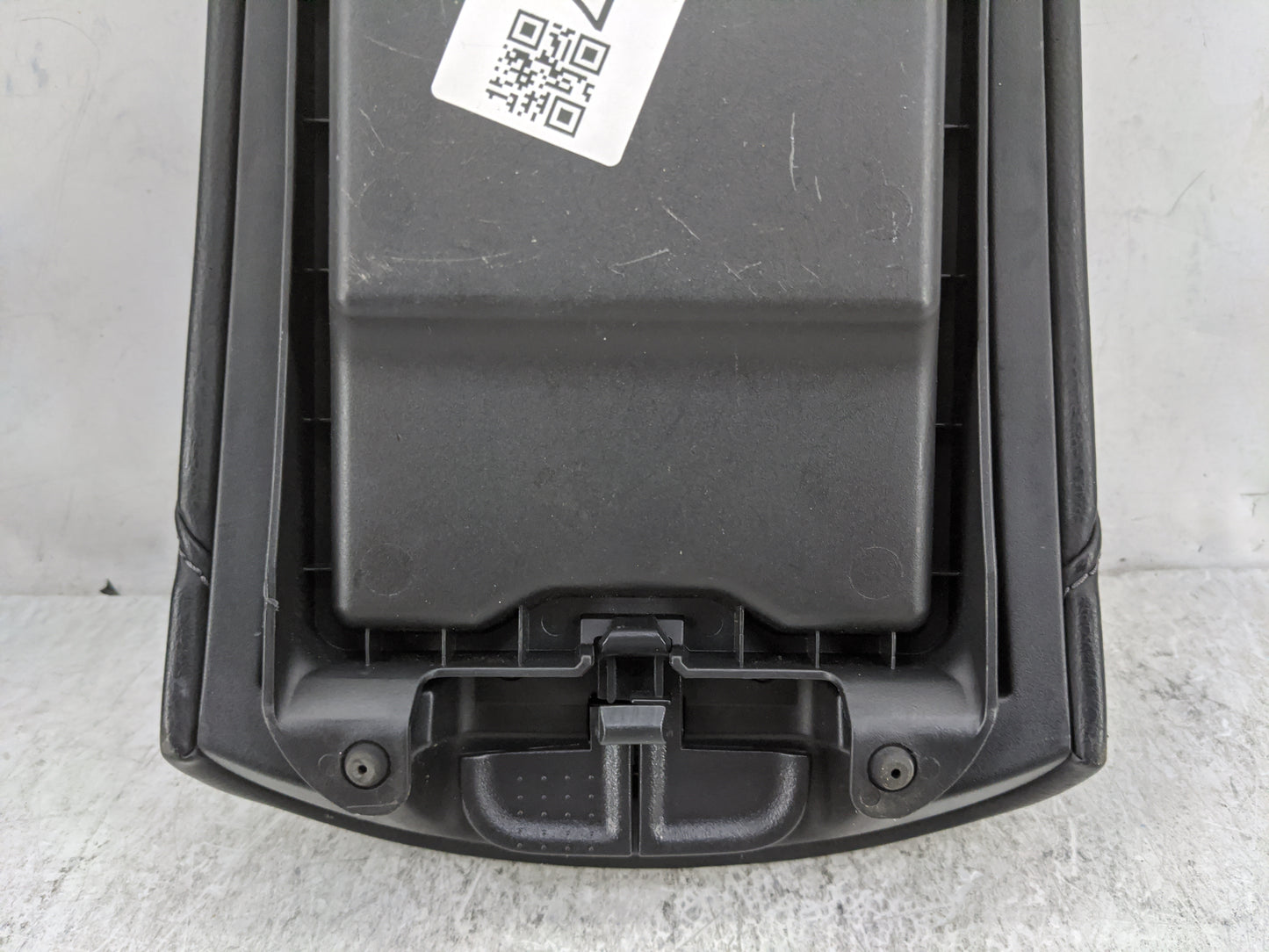 2016 Nissan Rogue Center Console Armrest Cover Lid Fits OEM Used Auto Parts - Oemusedautoparts1.com