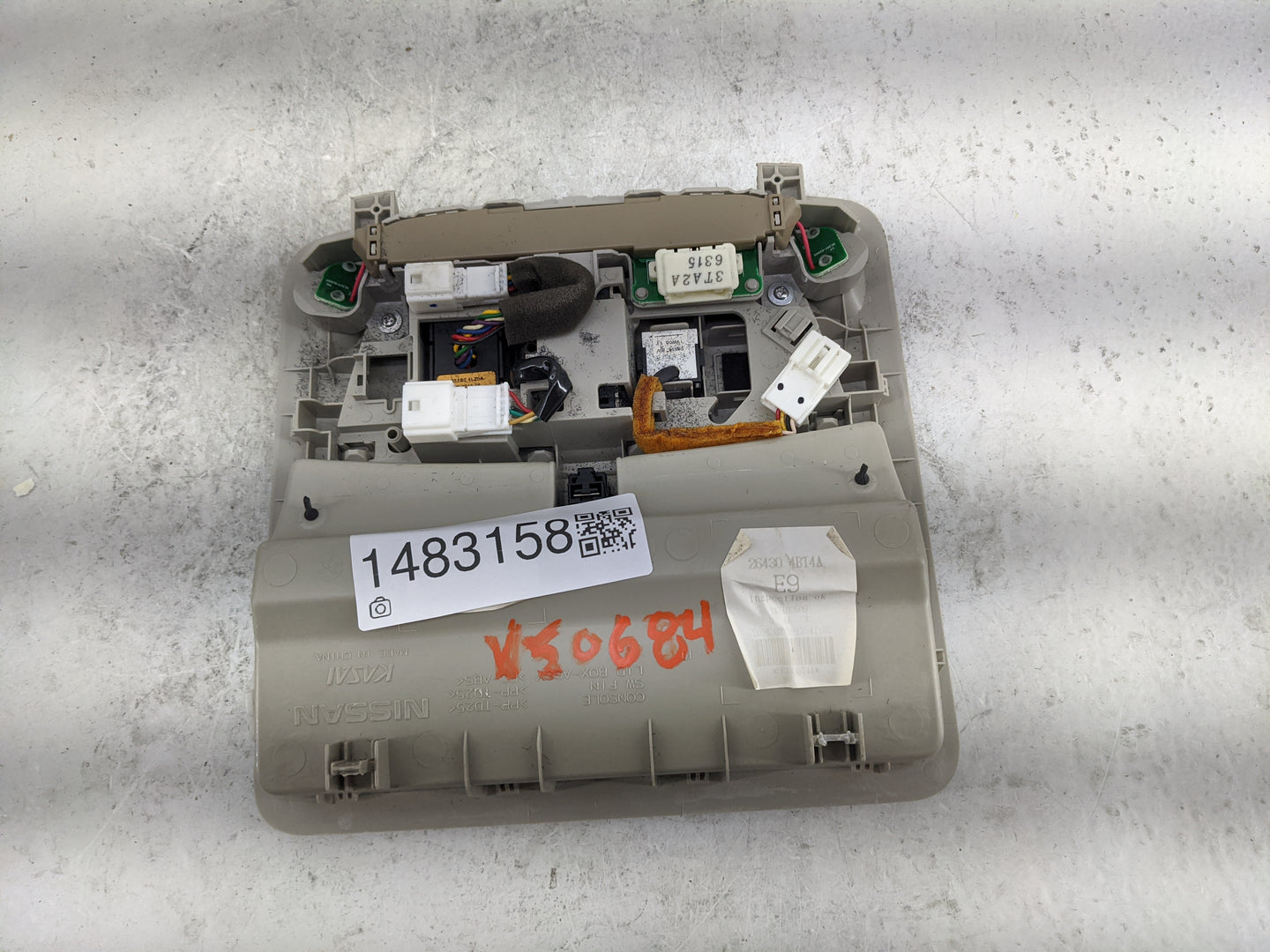 2016-2016 Nissan Rogue Overhead Console W/rear Climate Control Tan - Oemusedautoparts1.com