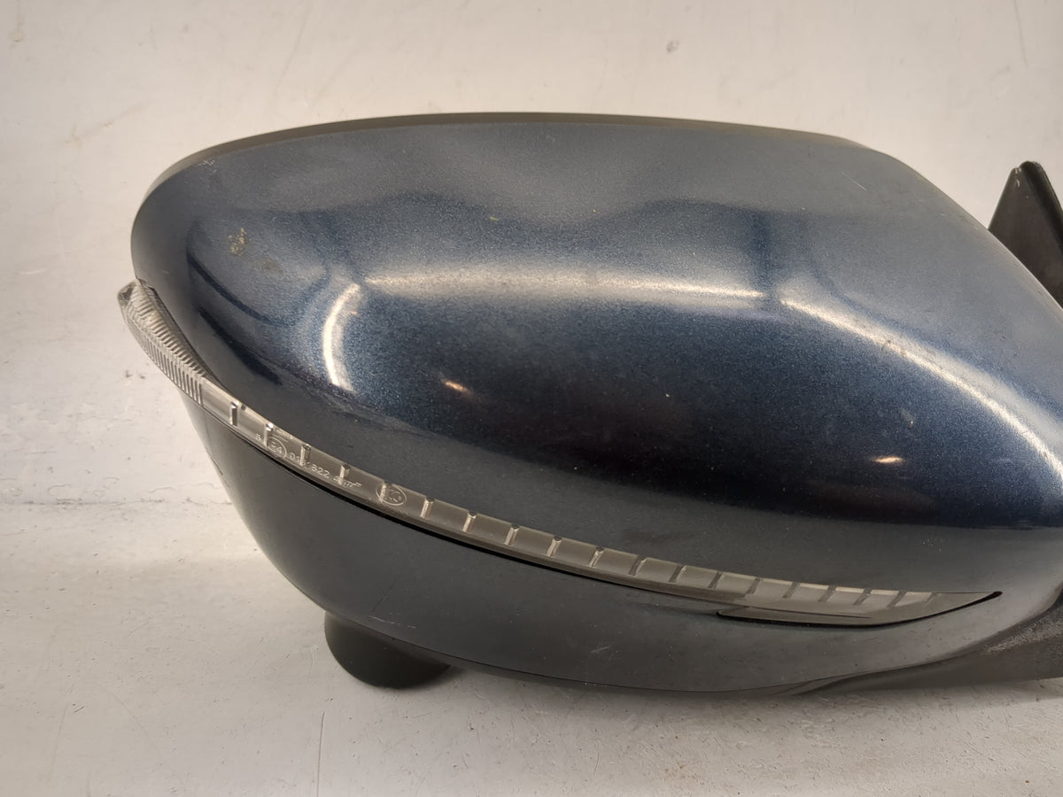 2016 Nissan Rogue Passenger Side View Mirror - Right Door Mirror OEM Used - Oemusedautoparts1.com
