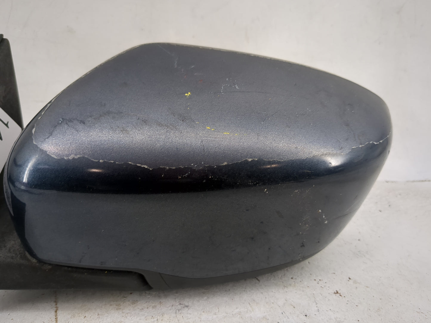 2016-2017 Nissan Rogue Driver Side View Mirror - Left Door Mirror OEM Used - Oemusedautoparts1.com