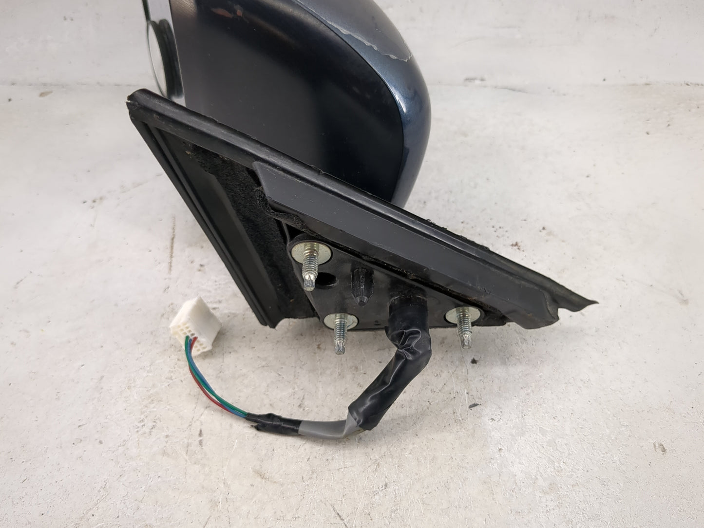 2016-2017 Nissan Rogue Driver Side View Mirror - Left Door Mirror OEM Used - Oemusedautoparts1.com