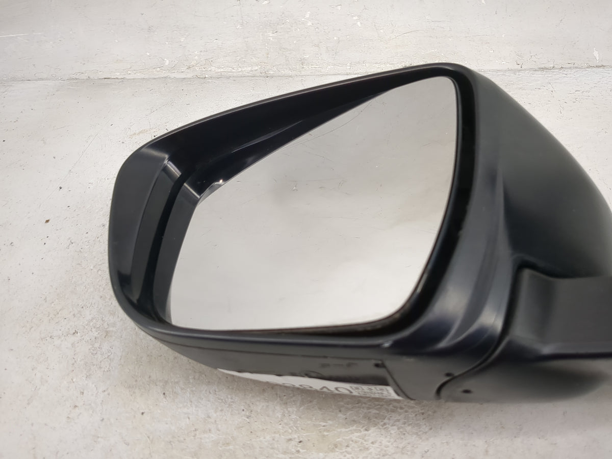 2017-2020 Nissan Rogue Driver Side View Mirror - Left Door Mirror OEM Used - Oemusedautoparts1.com