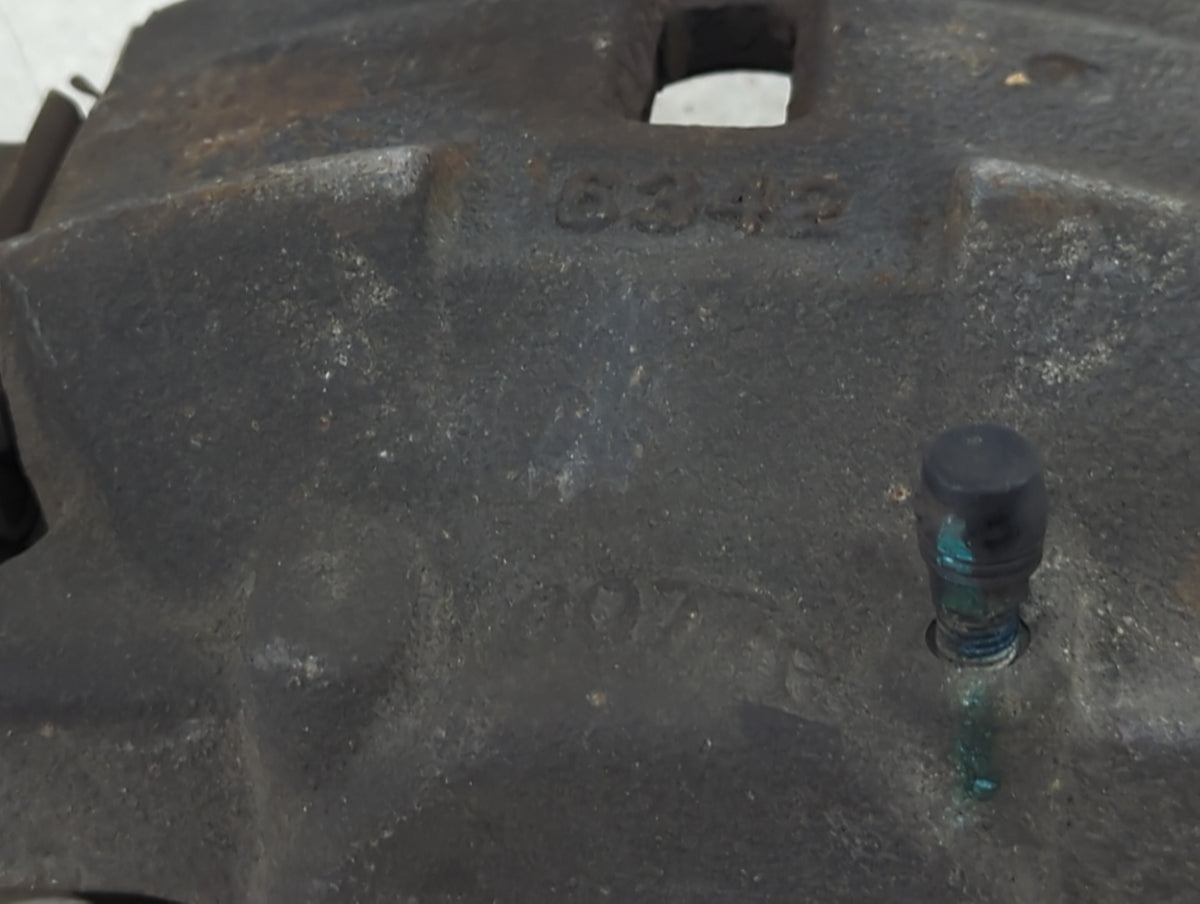 2015-2016 Nissan Rogue Front Passenger Right Brake Caliper - Oemusedautoparts1.com