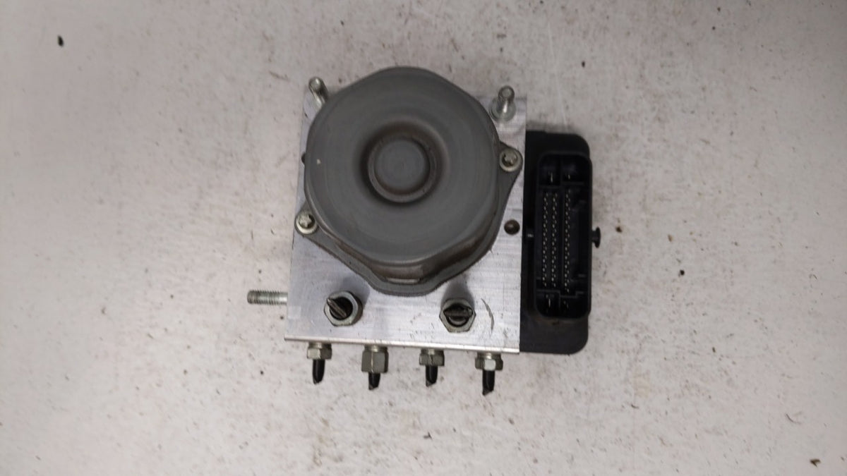 2016 Nissan Rogue Anti-Lock Brake ABS Pump Module Actuator OEM P/N:47660 6FK2A Fits OEM Used Auto Parts - Oemusedautoparts1.
