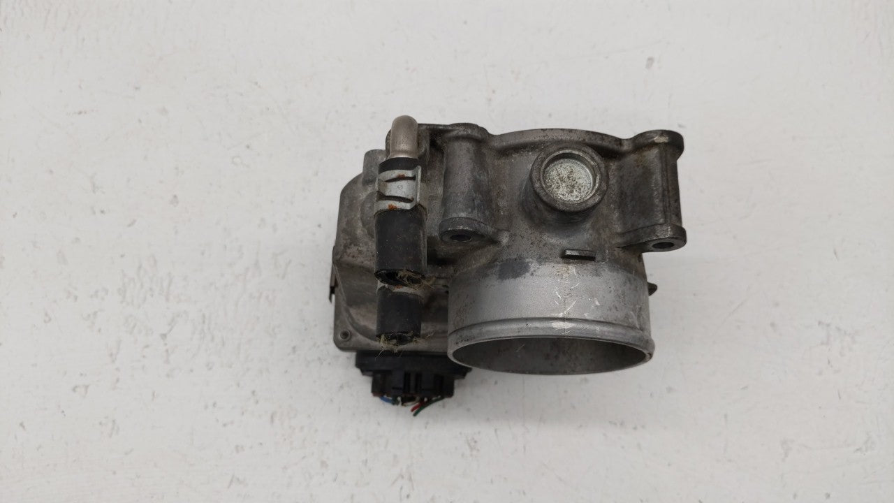 2014-2019 Nissan Rogue Throttle Body P/N:3TA60-01 B 3TA60-01 A, 3TA60-01 C Fits Fits 2013 2014 2015 2016 2017 2018 2019 OEM 