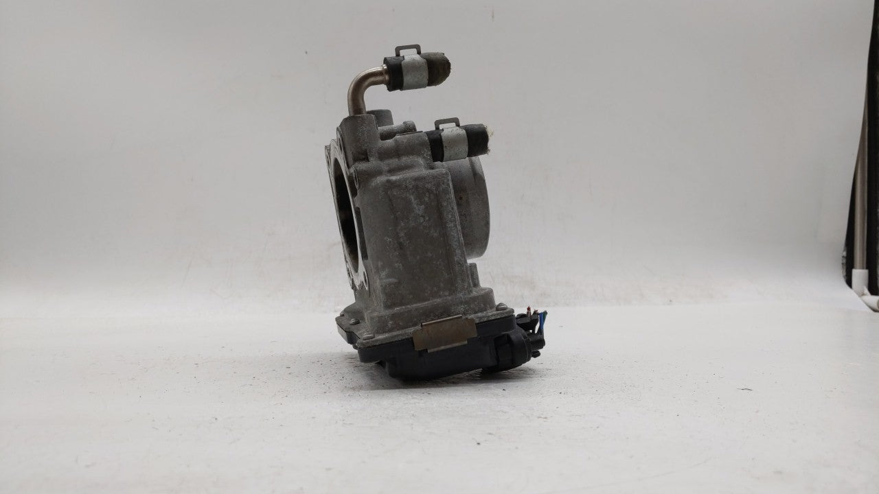 2014-2019 Nissan Rogue Throttle Body P/N:3TA60-01 B 3TA60-01 A, 3TA60-01 C Fits Fits 2013 2014 2015 2016 2017 2018 2019 OEM 