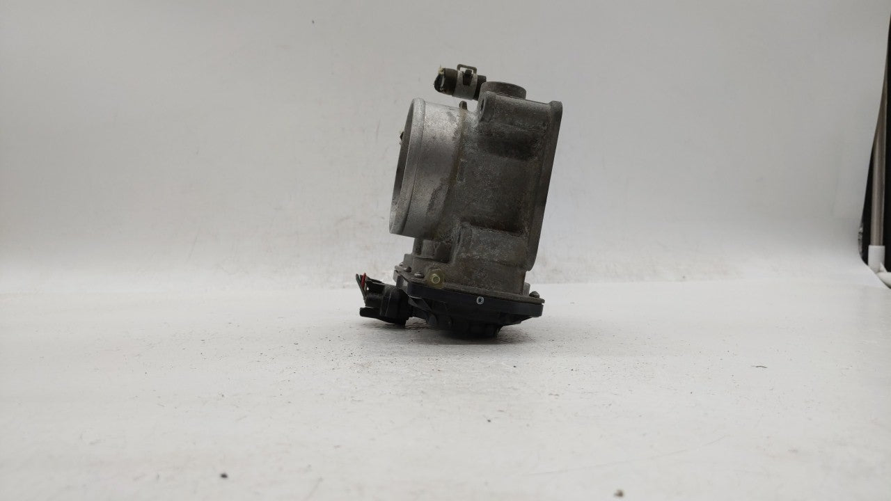 2014-2019 Nissan Rogue Throttle Body P/N:3TA60-01 B 3TA60-01 A, 3TA60-01 C Fits Fits 2013 2014 2015 2016 2017 2018 2019 OEM 